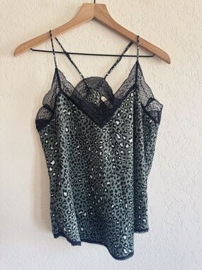 Love stitch | leopard green lace tank top | M
